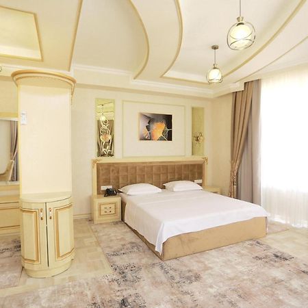 Reikartz Amirun Tashkent Hotel Exterior photo