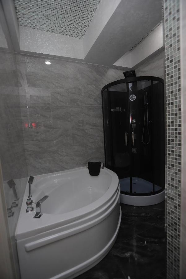 Reikartz Amirun Tashkent Hotel Exterior photo